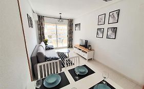 Santa Pola Salamanca 10 Apartamento, Garaje Subterraneo, Fibra Optica, Lavavajillas, Aire Acondicionado, Gran Terraza, Grand Playa 450M